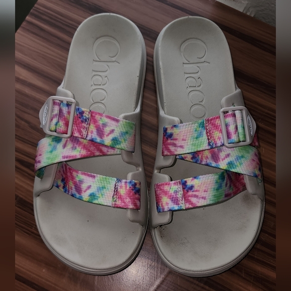 Chaco Sandals super cute 💕 - Picture 1 of 5